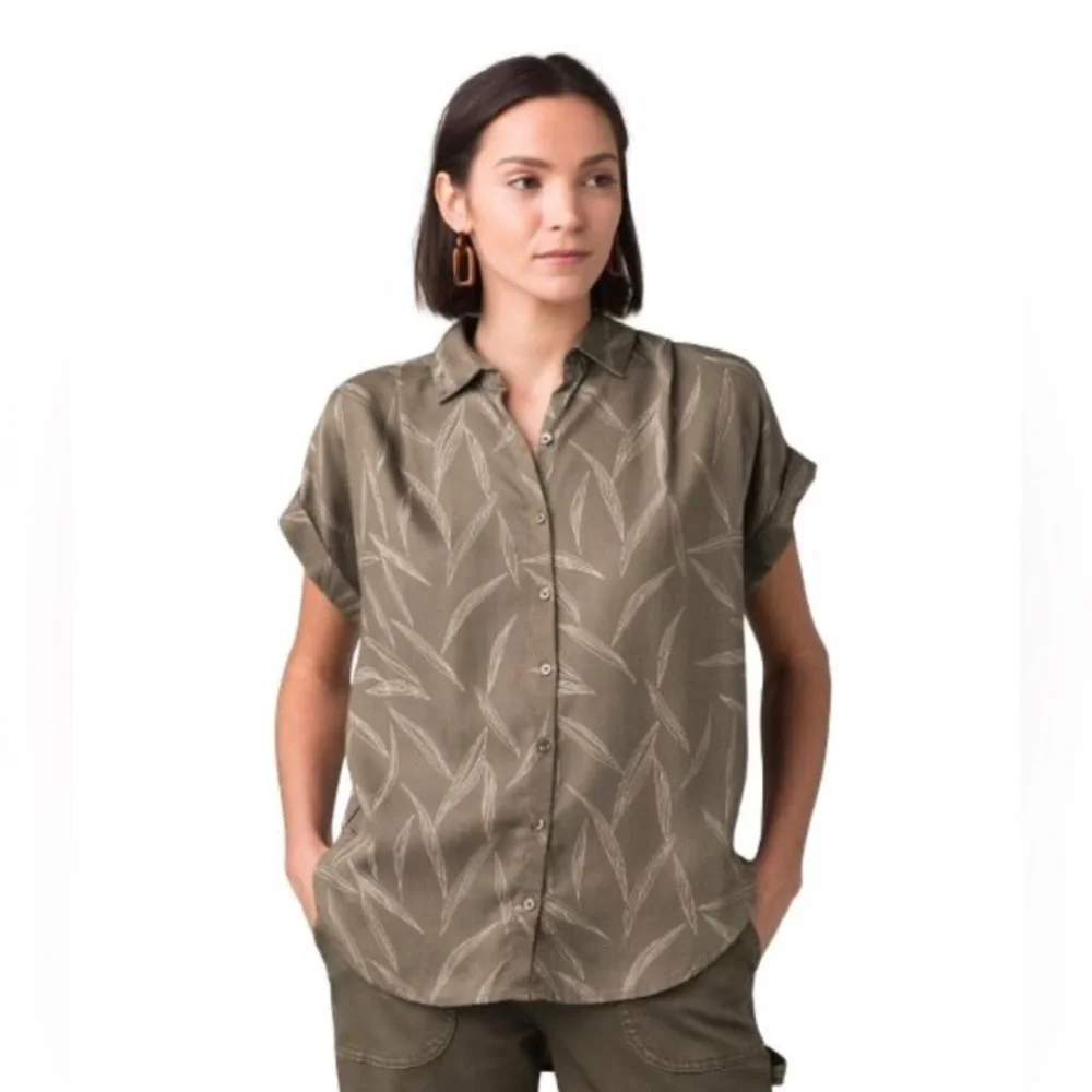 NWT PrAna Fremont Woven Top in Rye Green Leaves. Size S - Picture 1 of 11